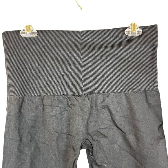 SPANX Assets Leggings Womens Plus Sz 1X Black Ponte Shaping Shapewear Pull On - Picture 2 of 10